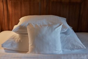 人気の医師バイト「寝当直」を徹底解説!高単価でQOLを保つアルバイト・転職で賢く選ぶ極意