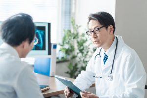 医師の開業は本当に「正解」か？後悔しないための戦略立案と、あえて開業しないという選択肢